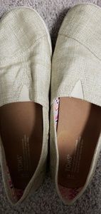 Tom's Avalon sneaker